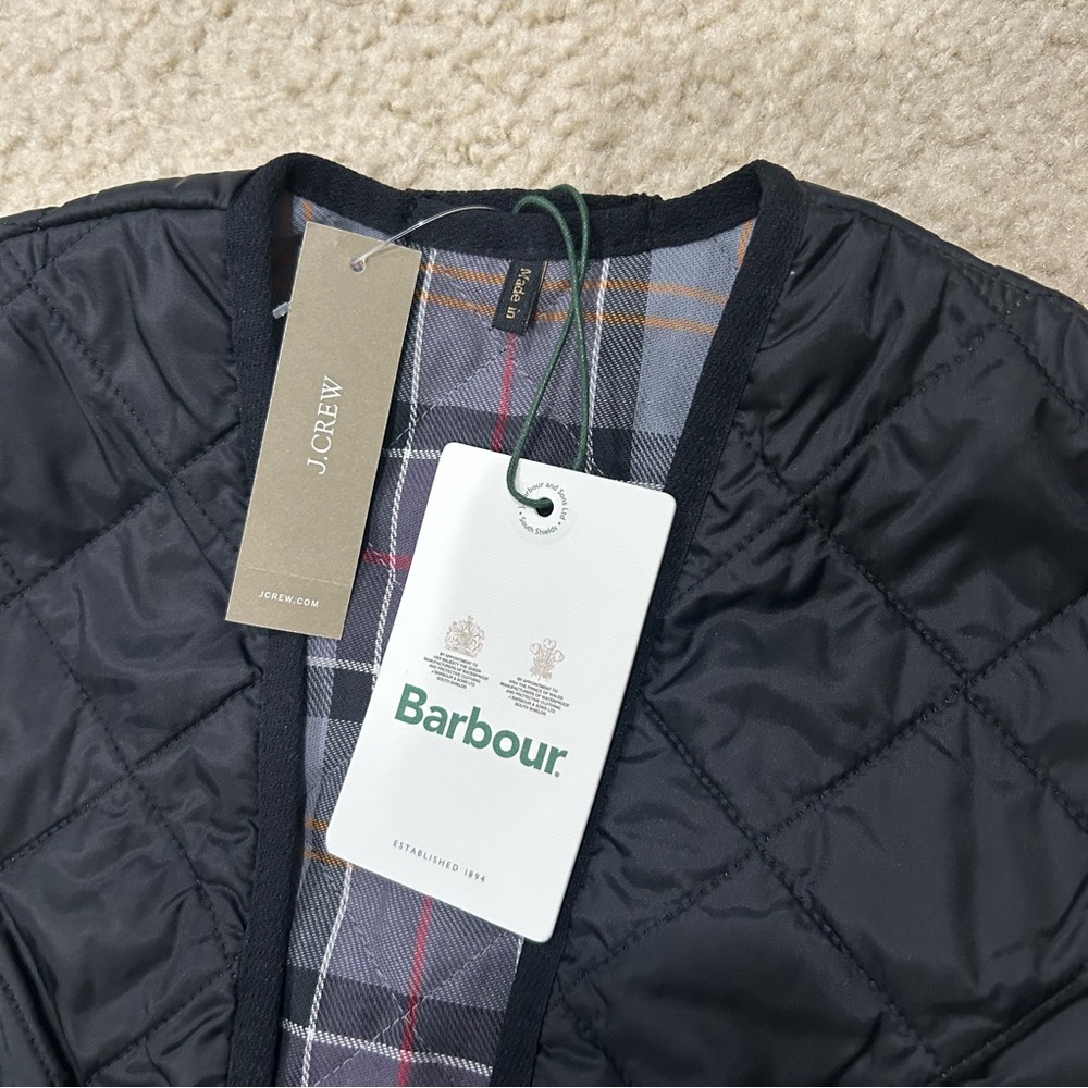 NWT Barbour Vest - Picture 4 of 5